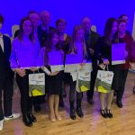 Grupa laureatów konkursu