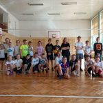 Zdjęcie grupowe zawodników klasy 3 i 5